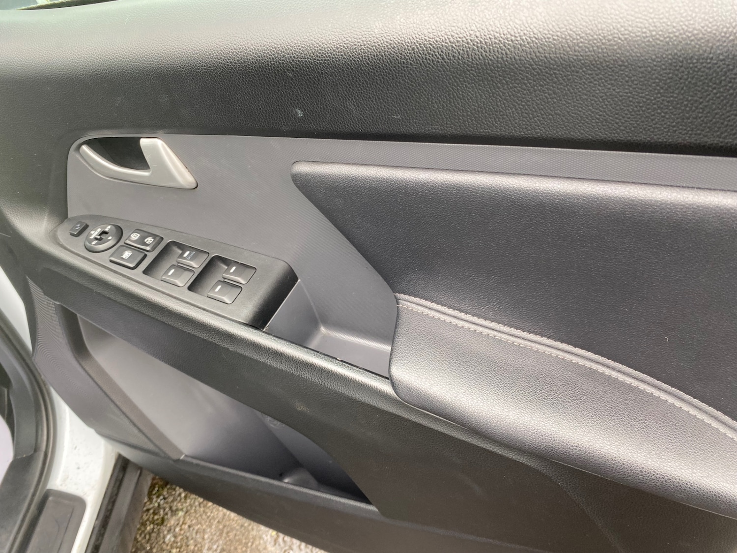 Used Kia Sportage 2011 for sale - 76183756: Photo 17