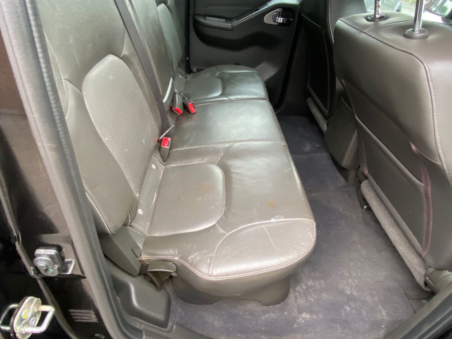 Used Nissan Navara 2013 for sale - 76265842: Photo 9