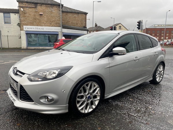 Used Ford Focus 2014 for sale - 73099843: Photo 2