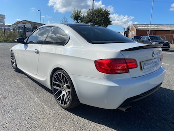Used BMW 3 Series 2010 for sale - 76065347: Photo