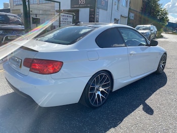 Used BMW 3 Series 2010 for sale - 76065347: Photo