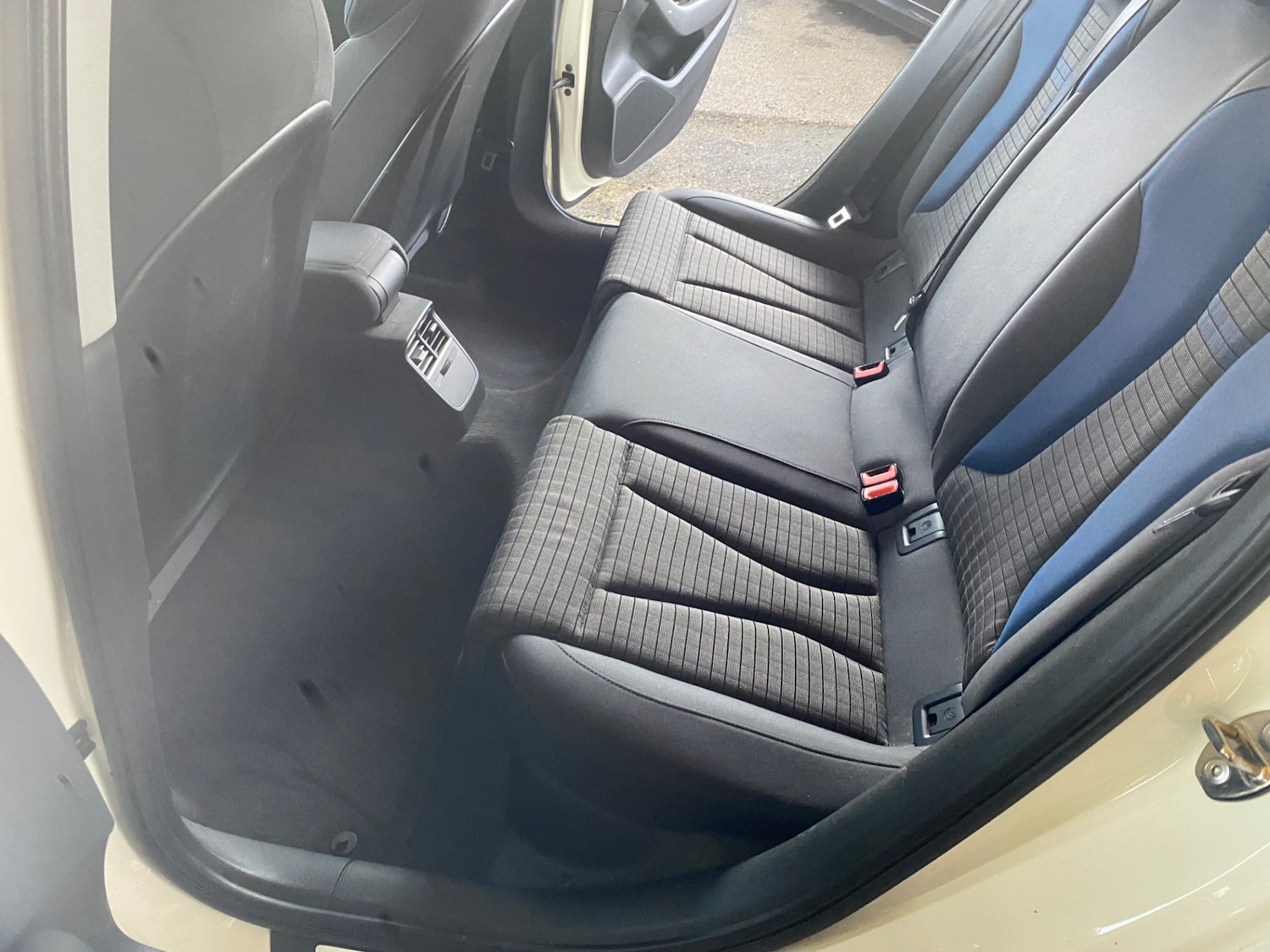 Used Audi A3 2014 for sale - 76287808: Photo 16