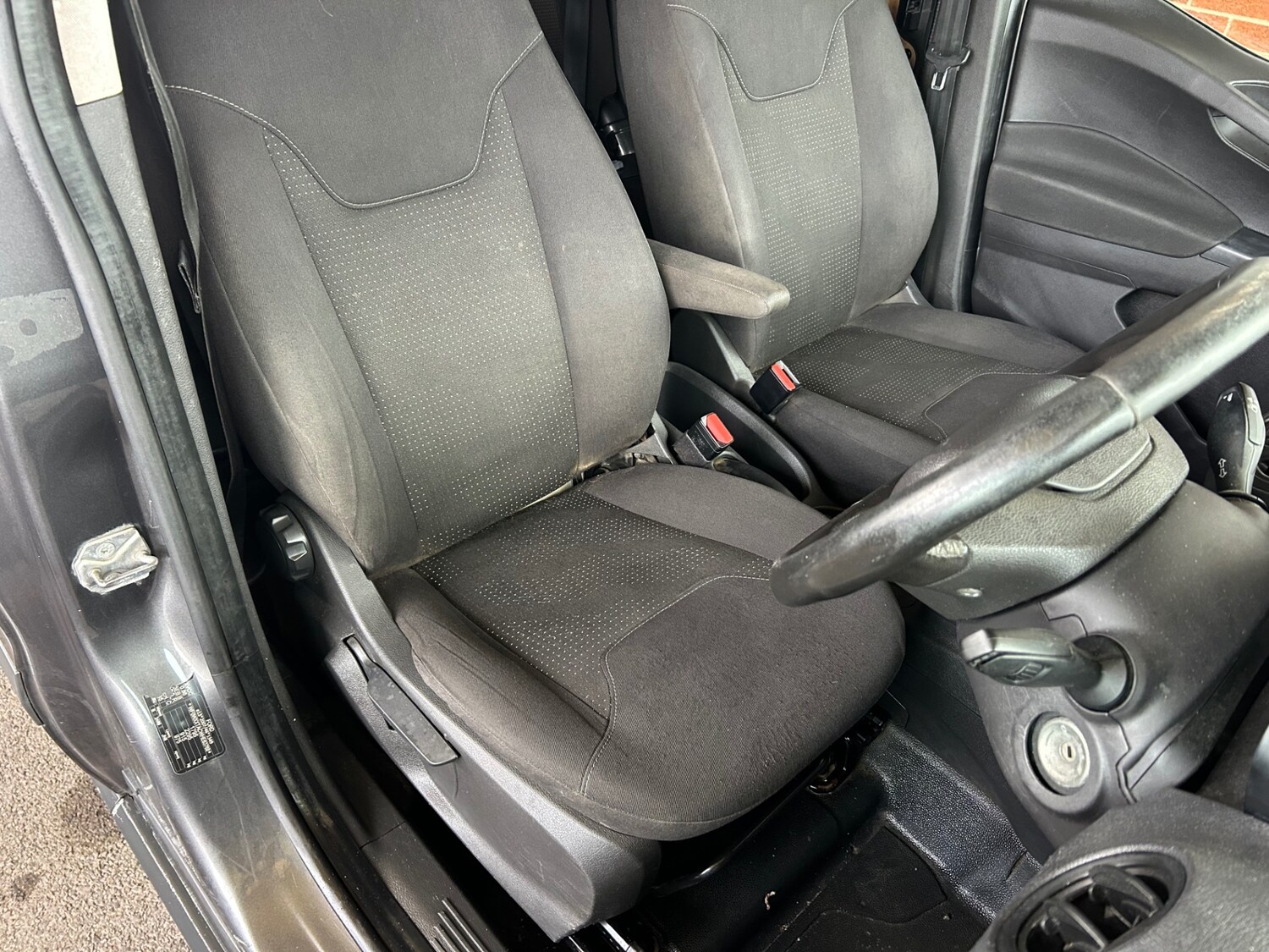 Used Ford Transit Courier 2018 for sale - 77681975: Photo 14