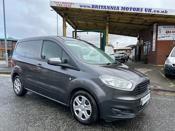 Used Ford Transit Courier 2018 for sale - 77681975: Photo