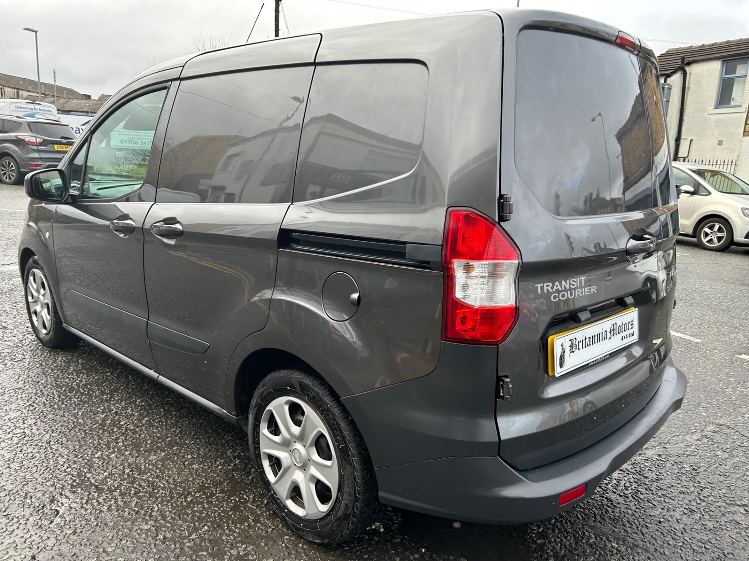 Used Ford Transit Courier 2018 for sale - 77681975: Photo 4