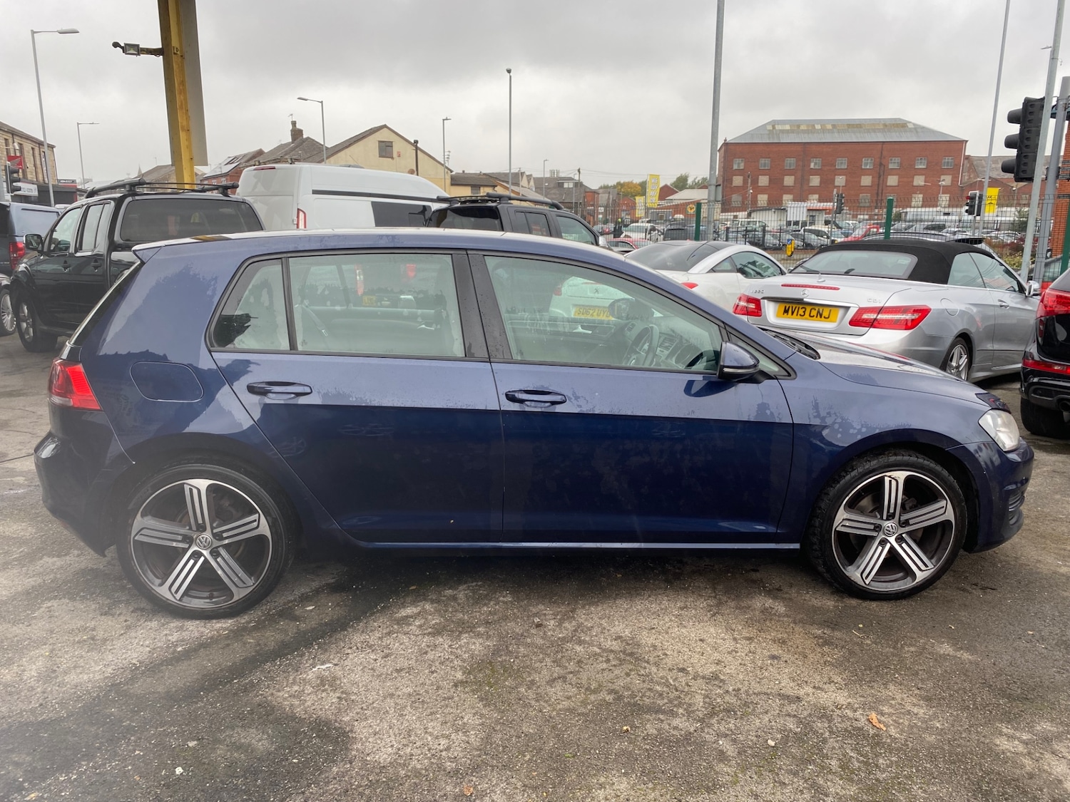 Used Volkswagen Golf 2013 for sale - 76219691: Photo 5