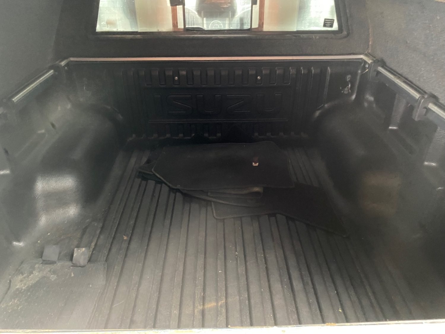 Used Isuzu D-Max 2014 for sale - 76452373: Photo 10