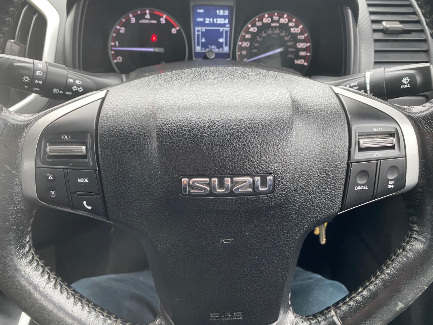 Used Isuzu D-Max 2014 for sale - 76452373: Photo 13