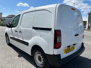 Used Peugeot Partner 2018 for sale - 78328906: Photo