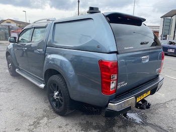 Used Isuzu D-Max 2014 for sale - 74114800: Photo