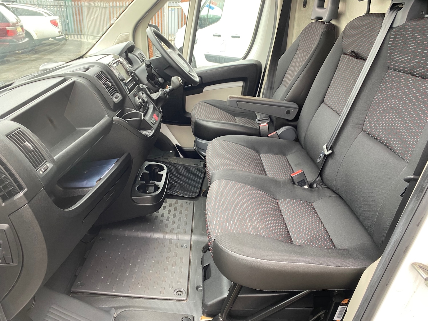 Used Peugeot Boxer 2017 for sale - 76289669: Photo 11