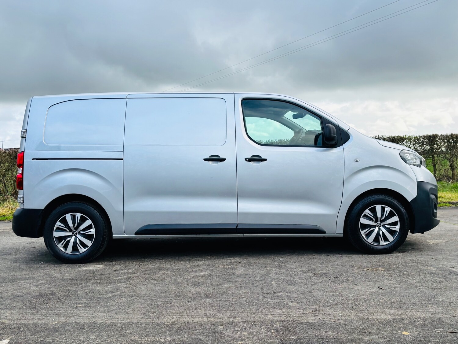 Used Peugeot Expert 2019 for sale - 77682262: Photo 6