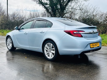 Used Vauxhall Insignia 2015 for sale - 78031975: Photo