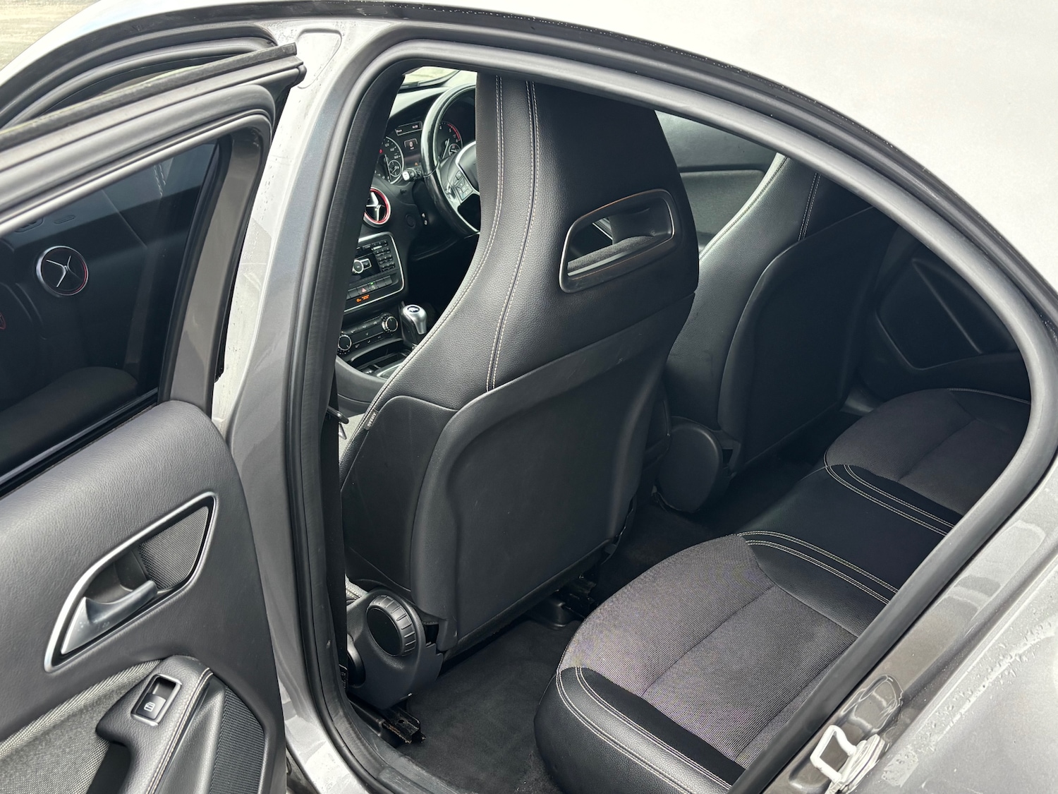 Used Mercedes-Benz A-Class 2015 for sale - 76314136: Photo 17