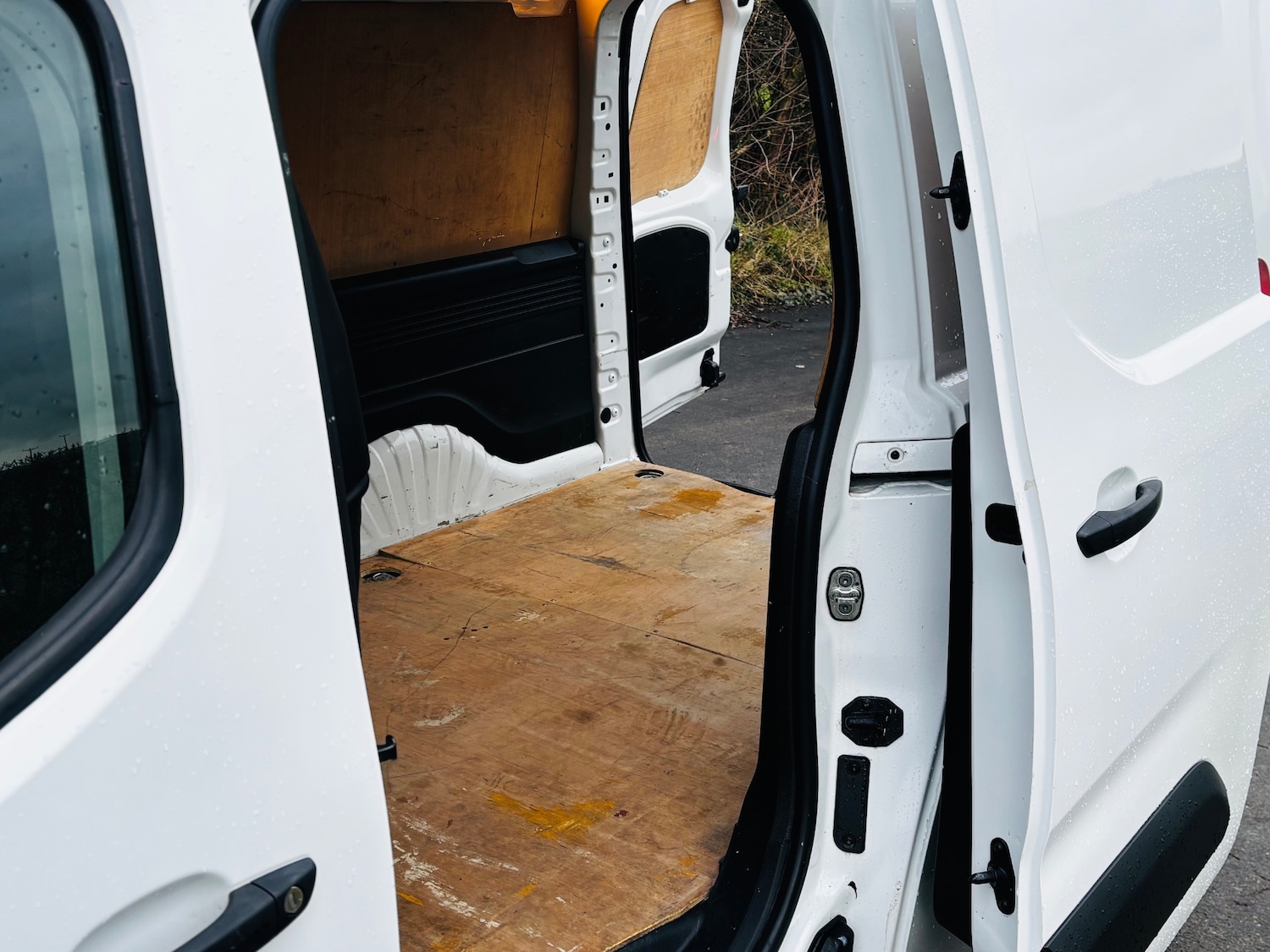 Used Peugeot Partner 2020 for sale - 77304451: Photo 10