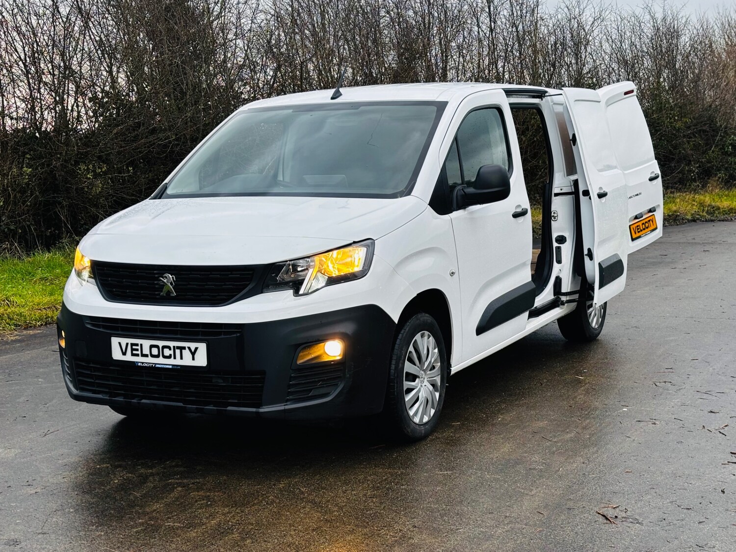 Used Peugeot Partner 2020 for sale - 77304451: Photo 13