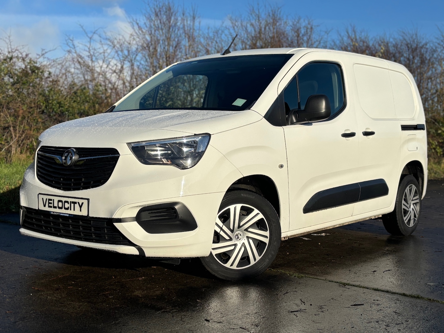 Used Vauxhall Combo 2020 for sale - 76682713: Photo 2