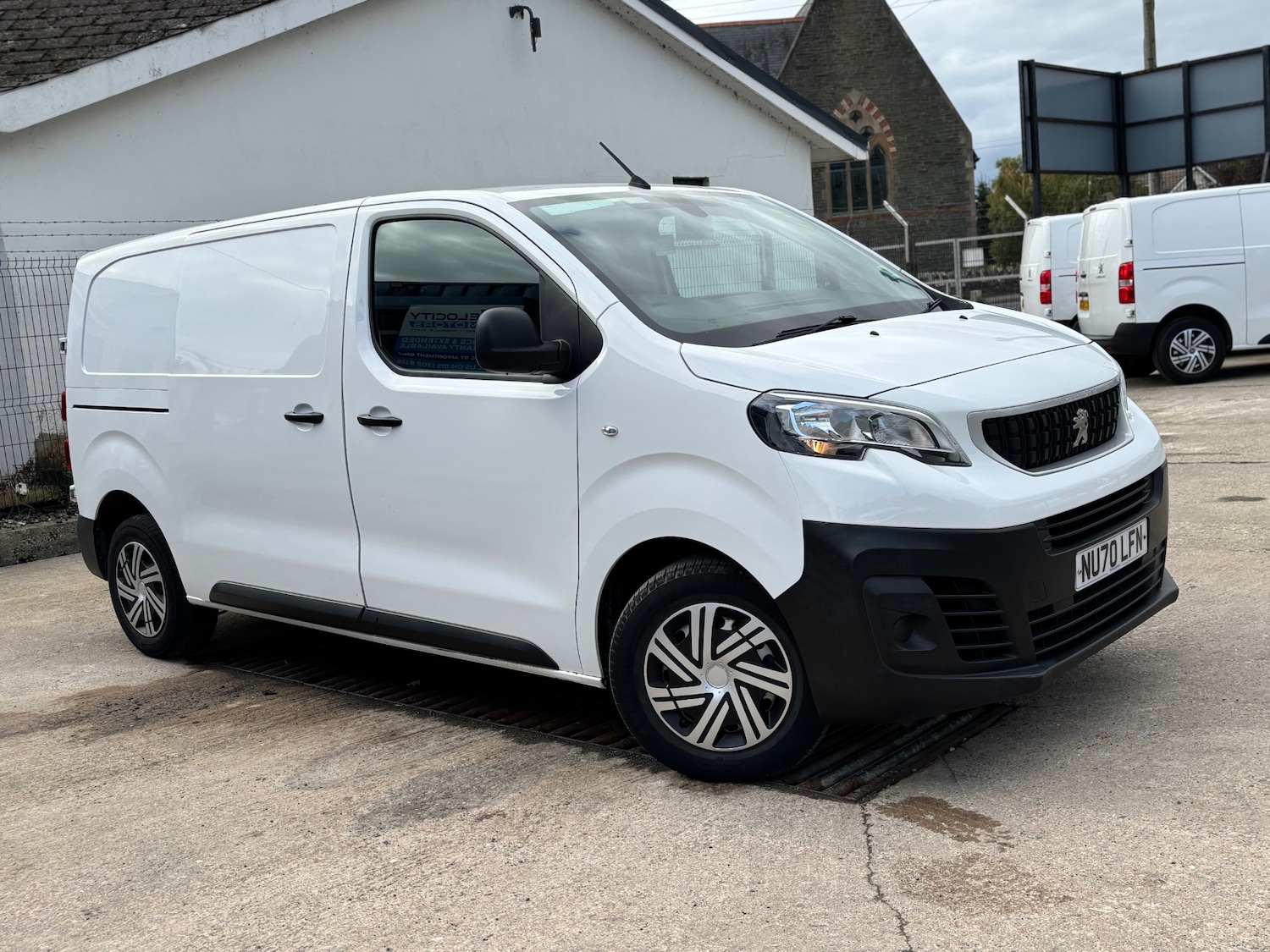 Used Peugeot Expert 2020 for sale - 76255208: Photo 2