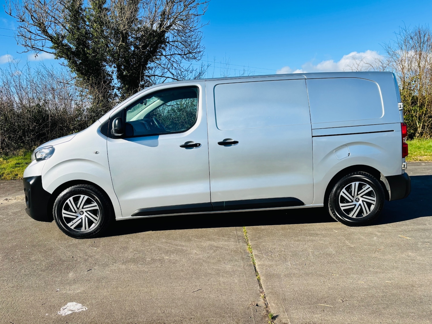 Used Peugeot Expert 2018 for sale - 77807410: Photo 5