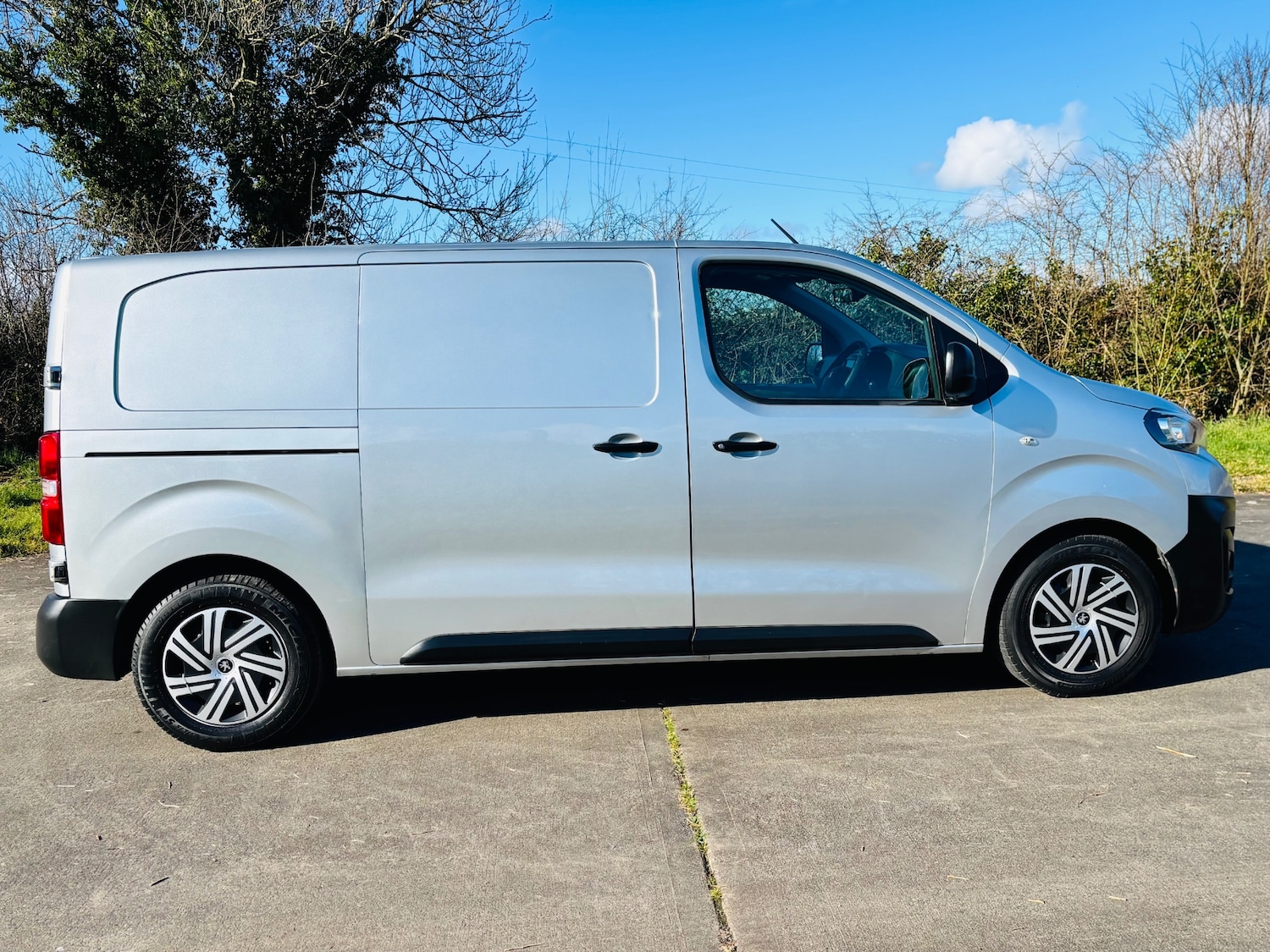 Used Peugeot Expert 2018 for sale - 77807410: Photo 6