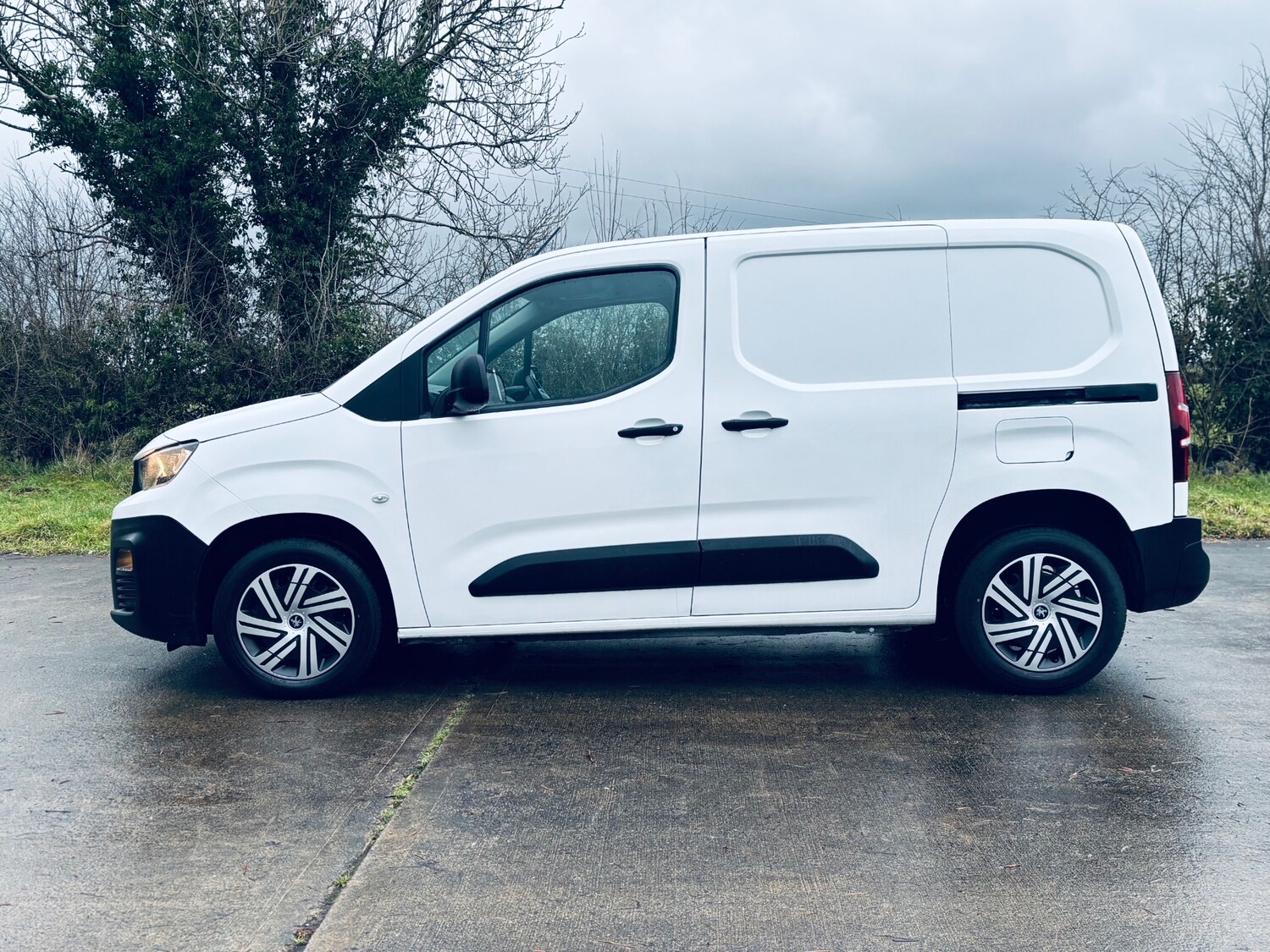 Used Peugeot Partner 2019 for sale - 77304761: Photo 4