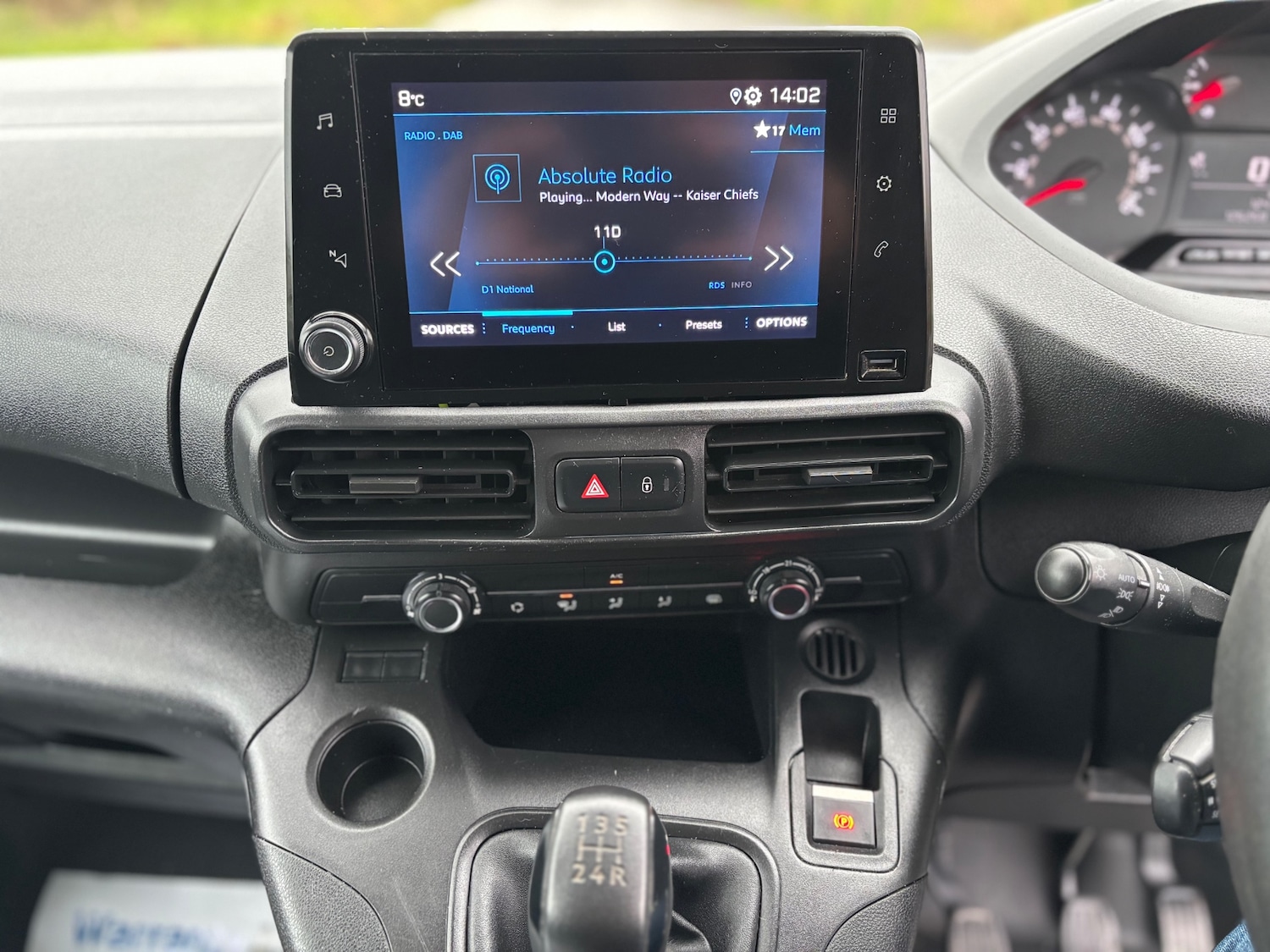 Used Peugeot Partner 2020 for sale - 76897330: Photo 18