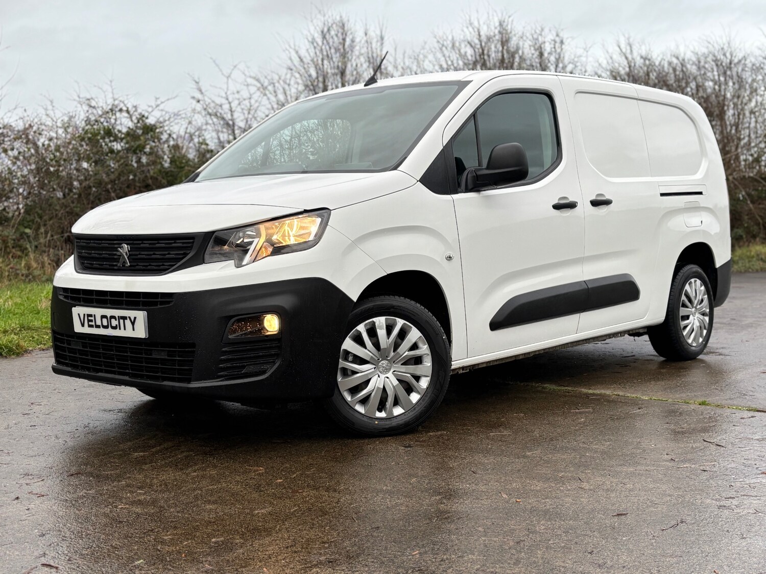 Used Peugeot Partner 2020 for sale - 76897330: Photo 2