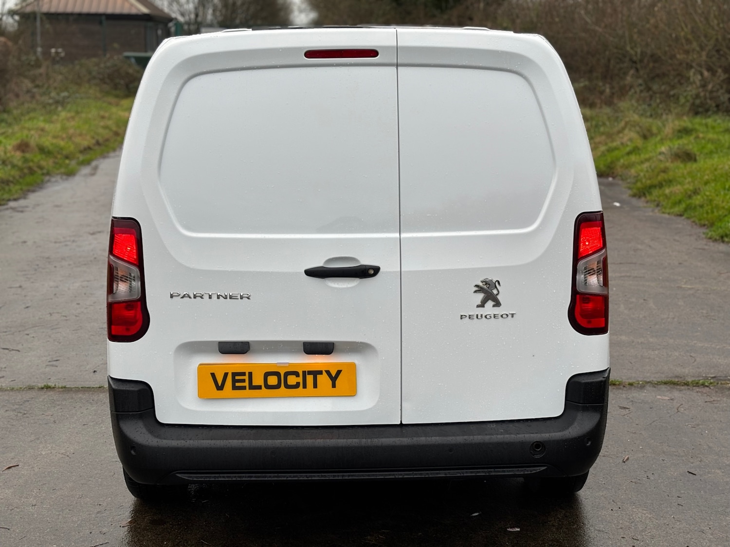 Used Peugeot Partner 2020 for sale - 76897330: Photo 7