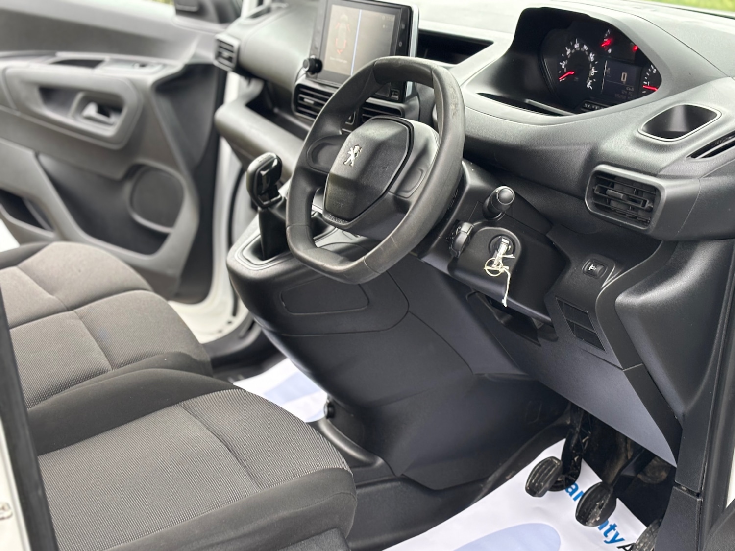 Used Peugeot Partner 2020 for sale - 76897330: Photo 9