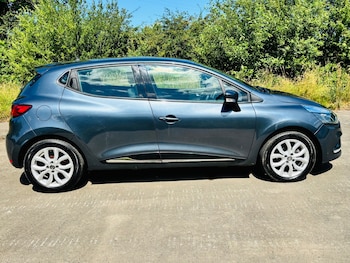 Used Renault Clio 2018 for sale - 79198774: Photo