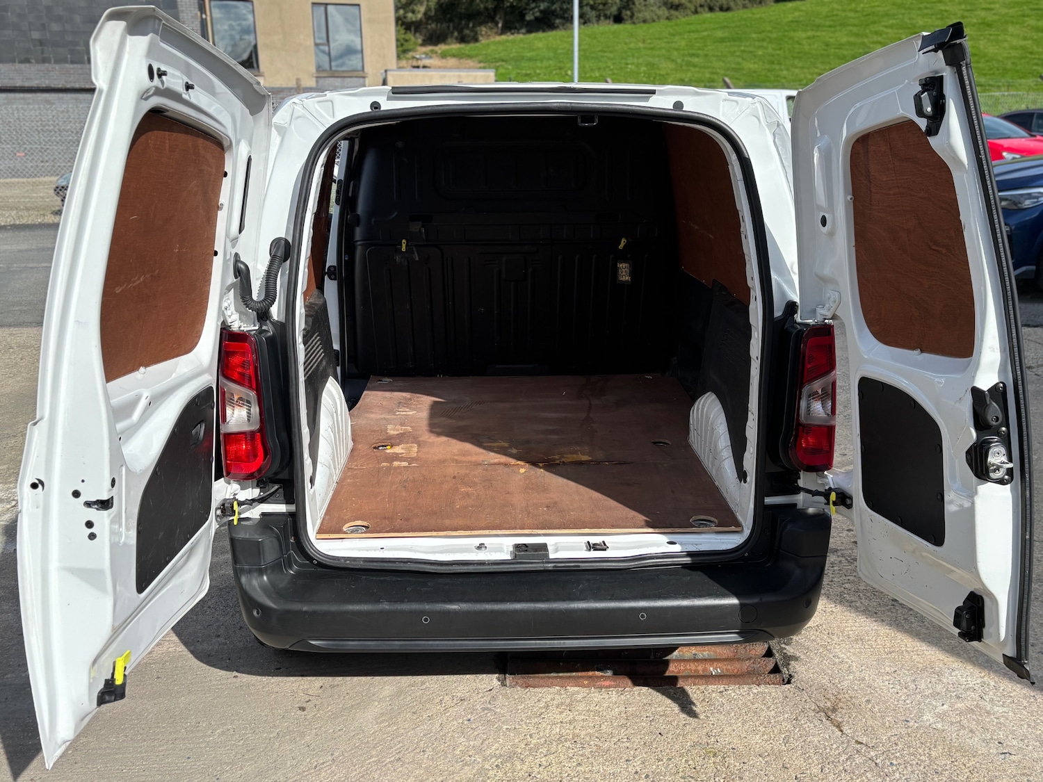 Used Peugeot Partner 2020 for sale - 76323883: Photo 12