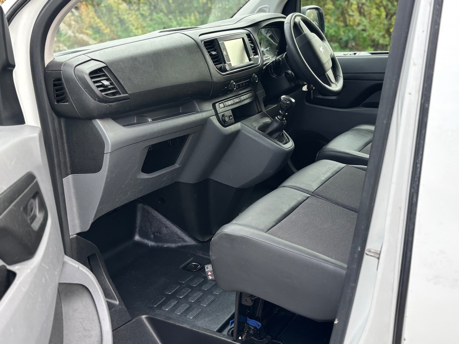 Used Peugeot Expert 2020 for sale - 76314123: Photo 9