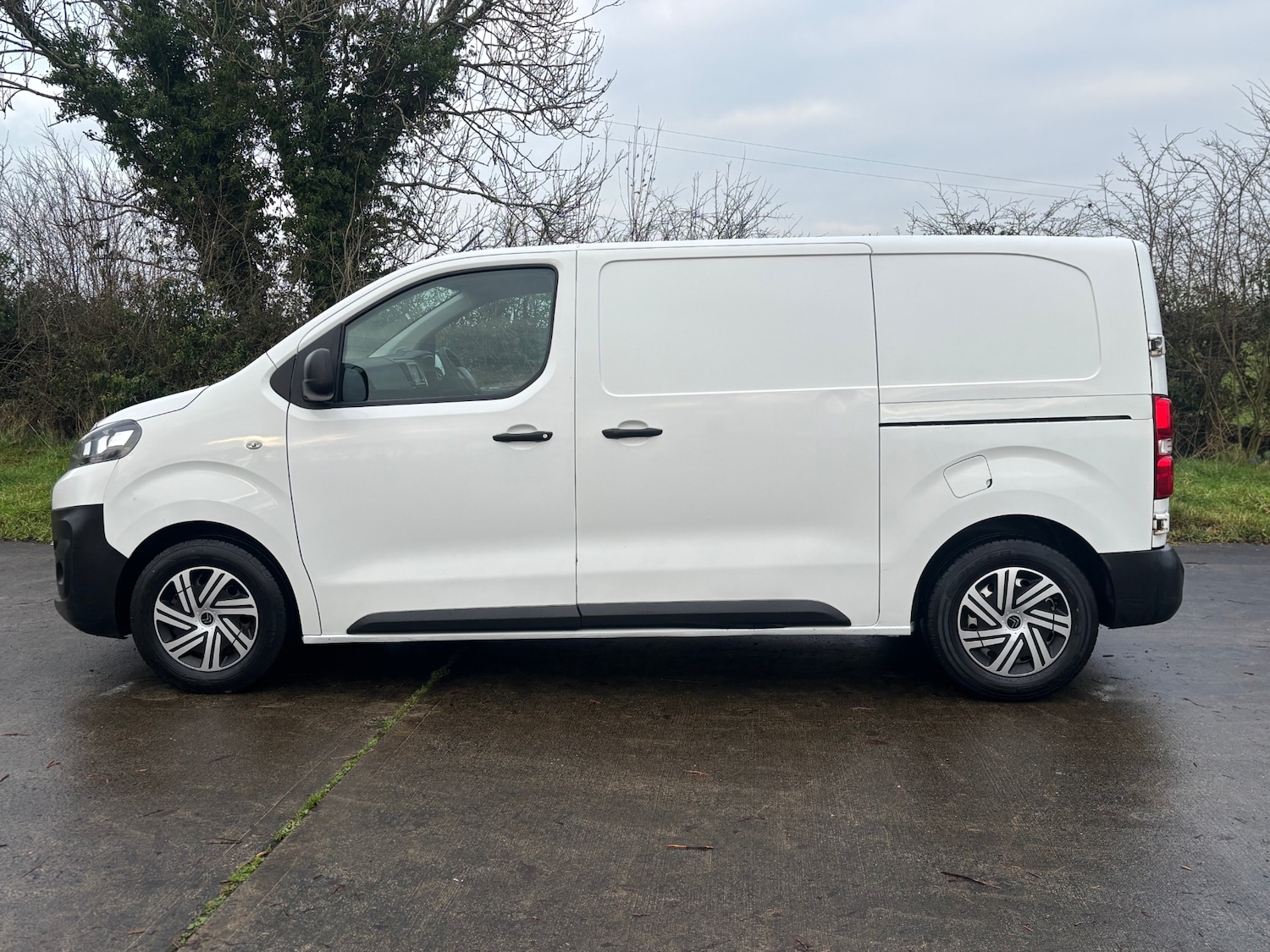 Used Citroen Dispatch 2019 for sale - 77039170: Photo 3
