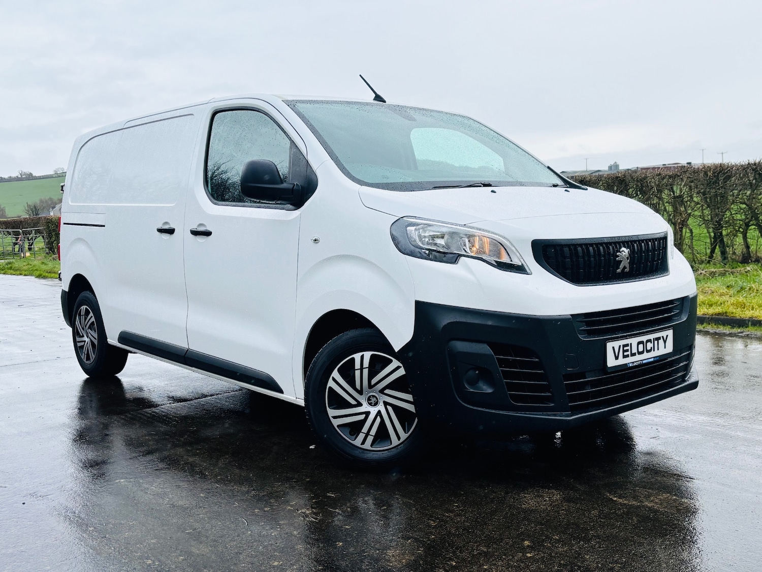 Used Peugeot Expert 2022 for sale - 77917337: Photo 2