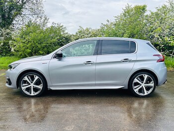 Used Peugeot 308 2018 for sale - 78647248: Photo