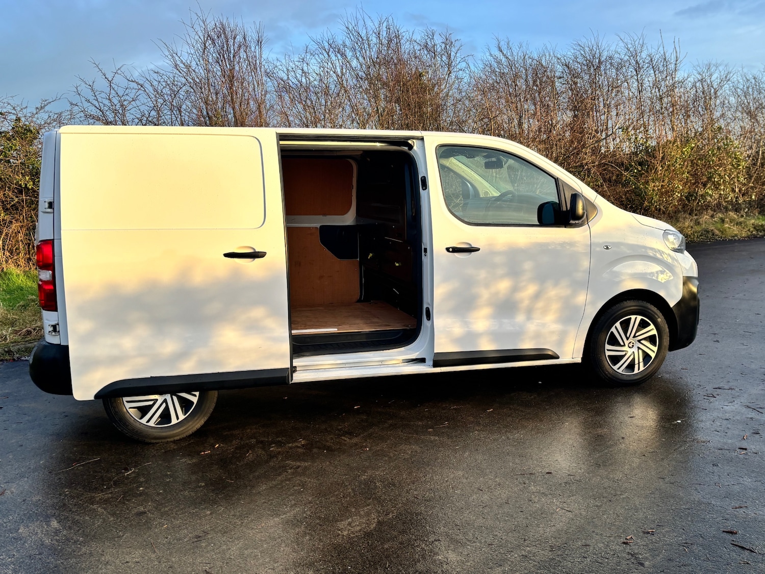 Used Peugeot Expert 2021 for sale - 77367462: Photo 14