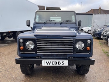 Used Land Rover Defender 2010 for sale - 78667326: Photo