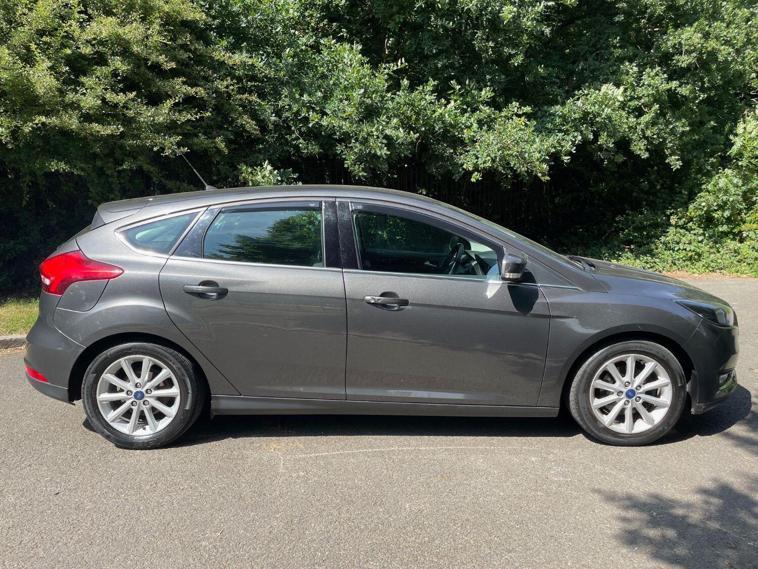 Used Ford Focus 2016 for sale - 76305558: Photo 5