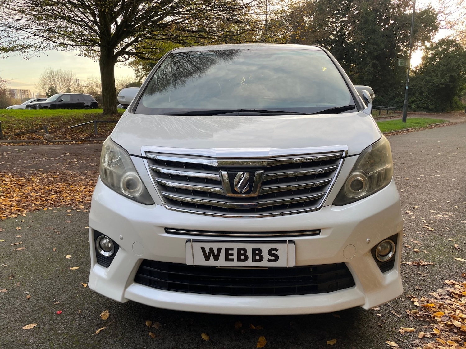 Used Toyota Alphard 2023 for sale - 76712778: Photo 2