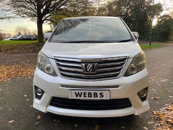 Used Toyota Alphard 2023 for sale - 76712778: Photo