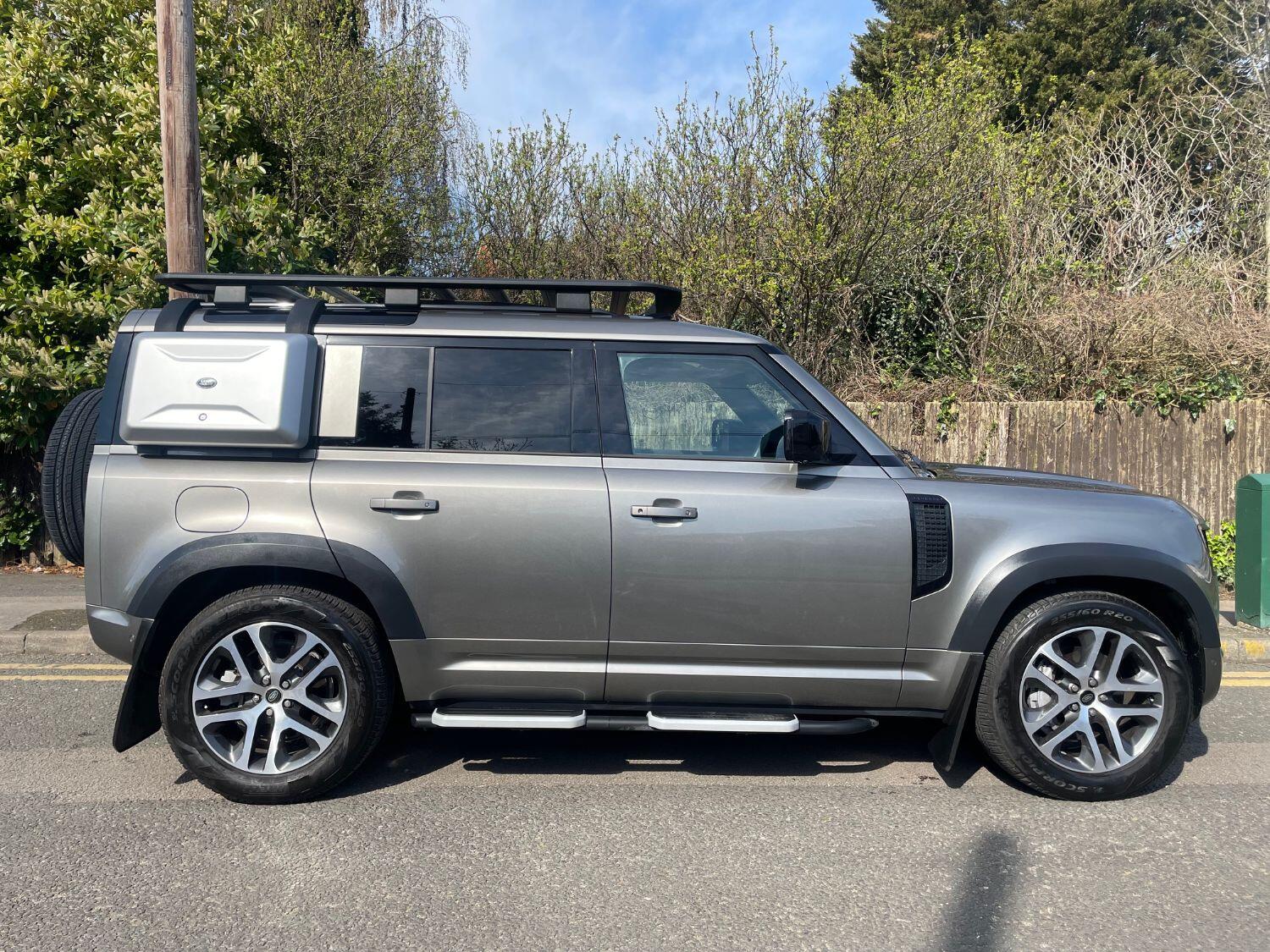 Used Land Rover Defender 2022 for sale - 76924525: Photo 4