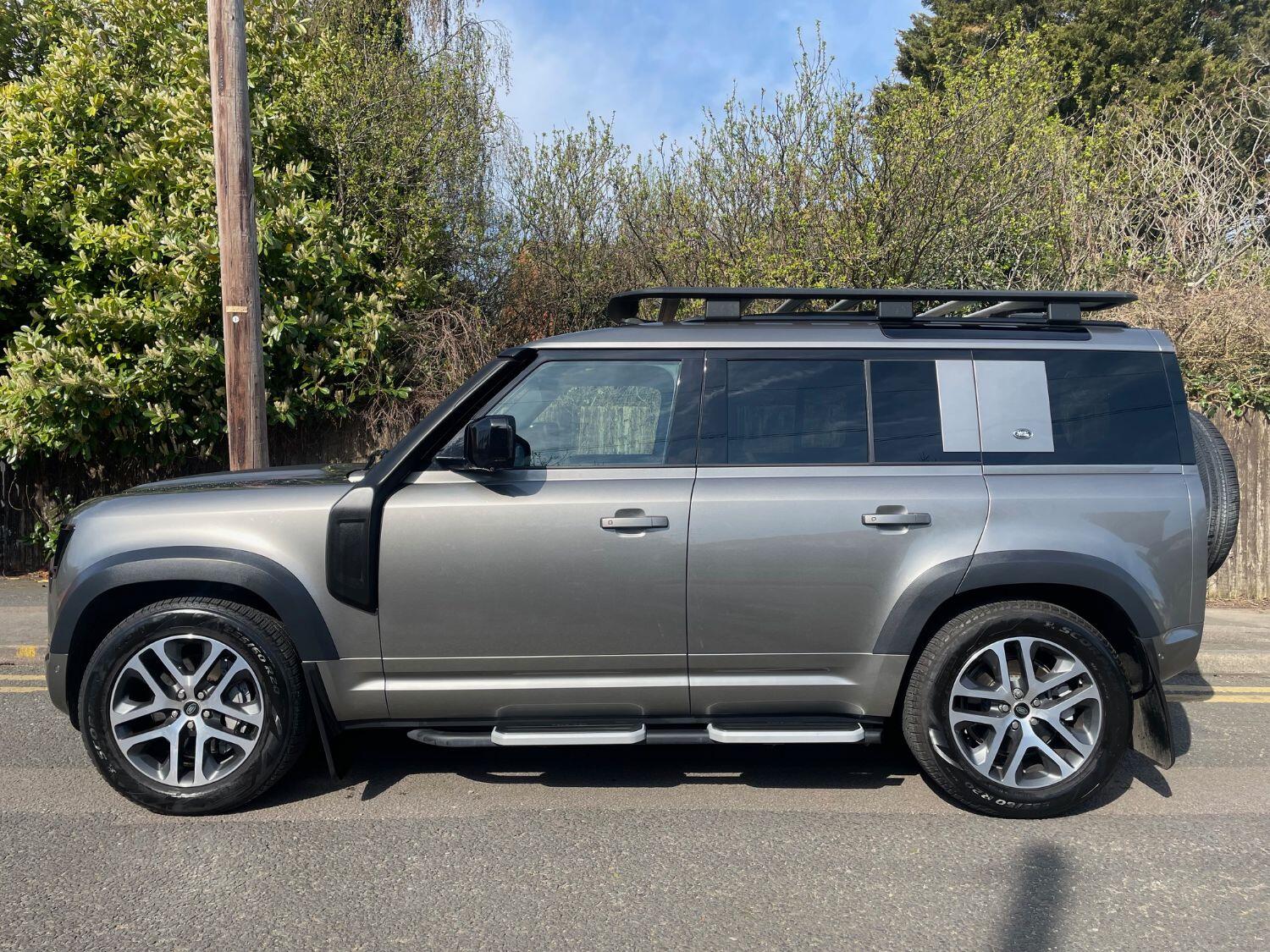 Used Land Rover Defender 2022 for sale - 76924525: Photo 5