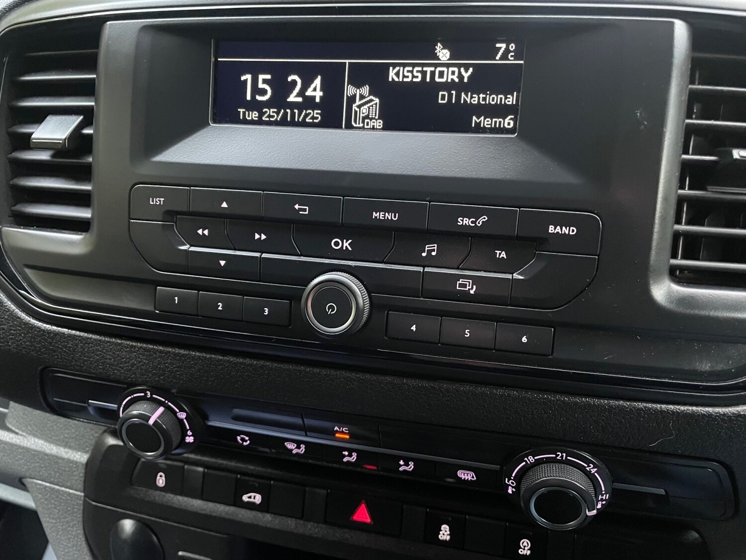 Used Citroen Dispatch 2024 for sale - 76924423: Photo 18