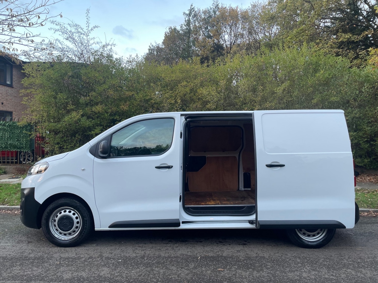 Used Citroen Dispatch 2024 for sale - 76924423: Photo 4