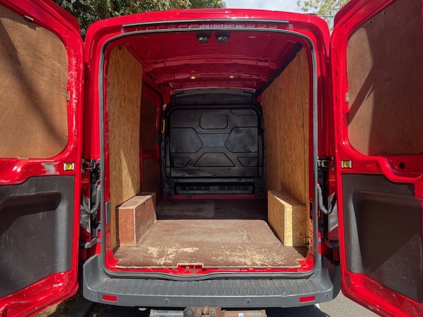 Used Ford Transit 2018 for sale - 76305597: Photo 11