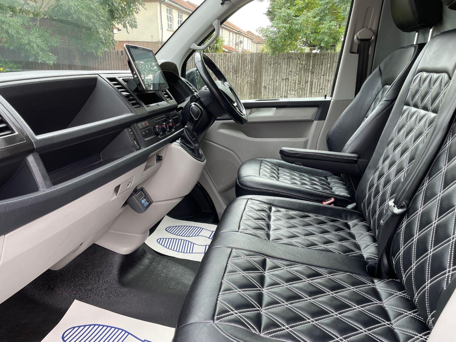 Used Volkswagen Transporter 2019 for sale - 76305525: Photo 14