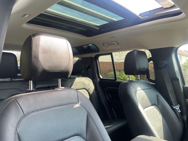 Used Land Rover Defender 110 2022 for sale - 74308222: Photo 15