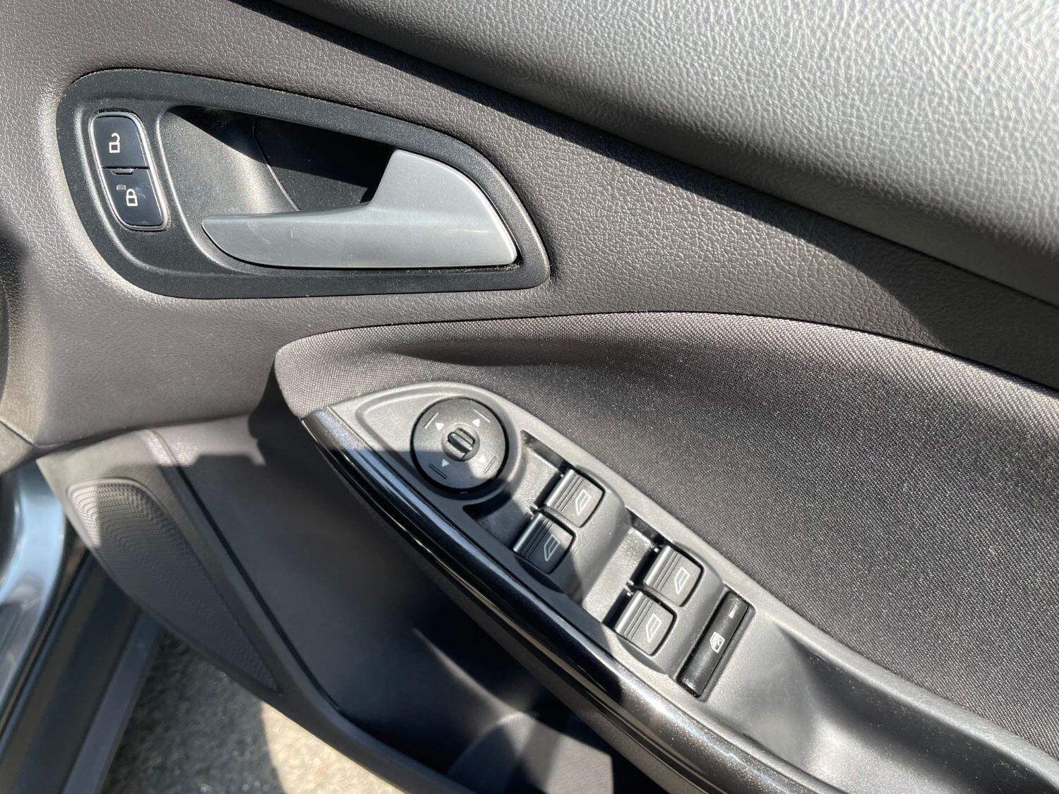 Used Ford Focus 2016 for sale - 76924425: Photo 22