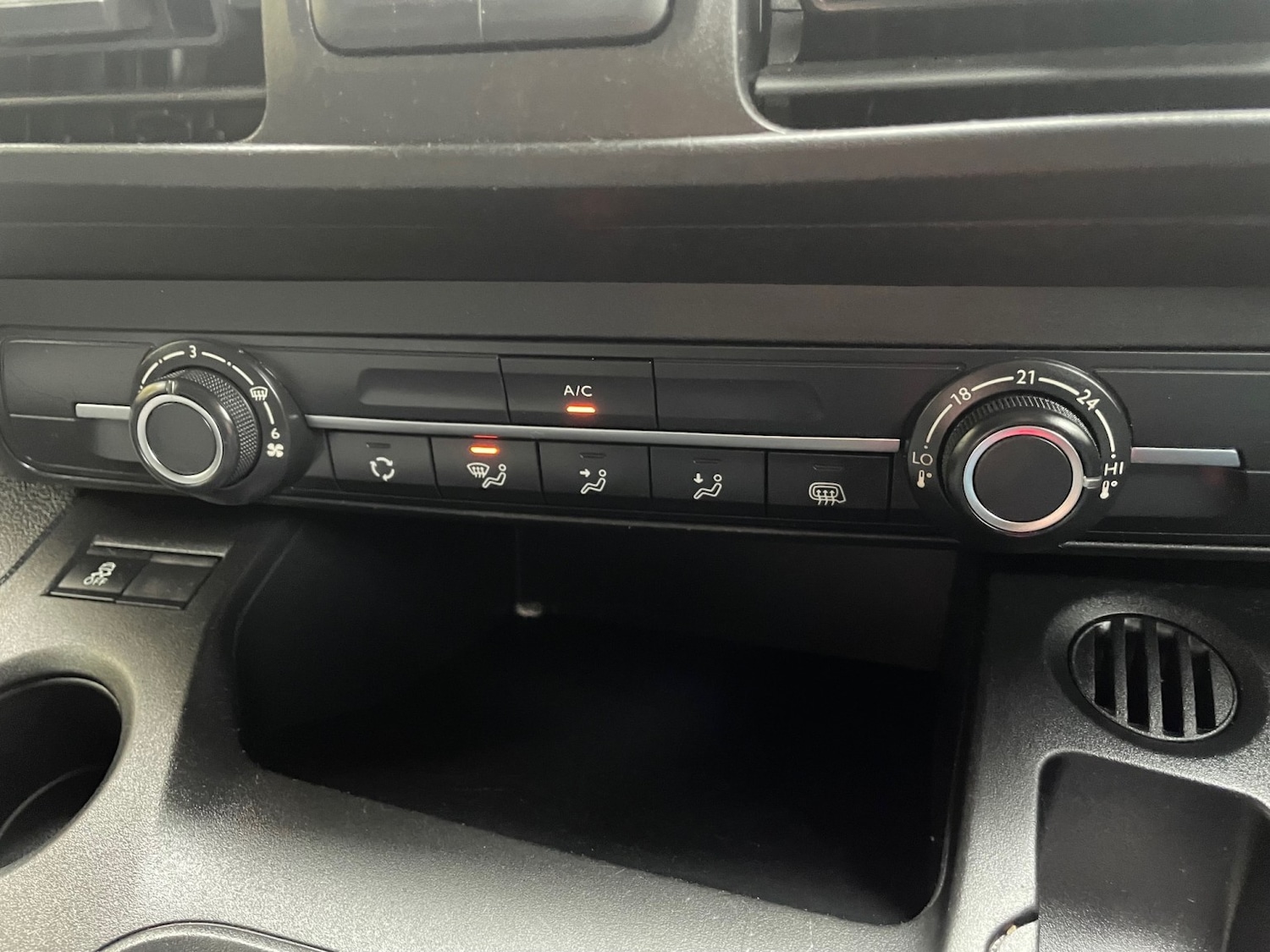 Used Peugeot Partner 2019 for sale - 76924329: Photo 16