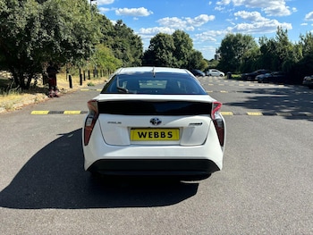 Used Toyota Prius 2018 for sale - 75338117: Photo